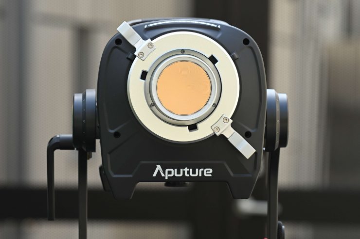 Aputure STORM 1000c 19846