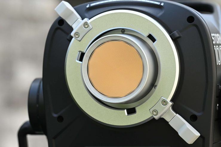 Aputure STORM 1000c 19848