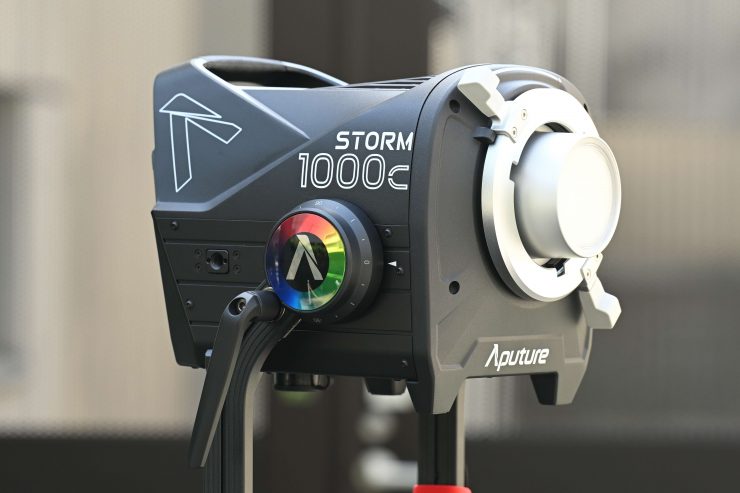 Aputure STORM 1000c 19860