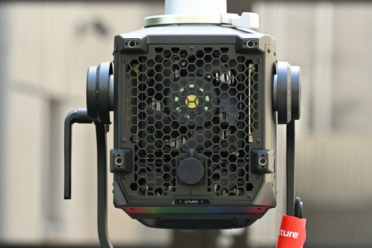 Aputure STORM 1000c 19883 1