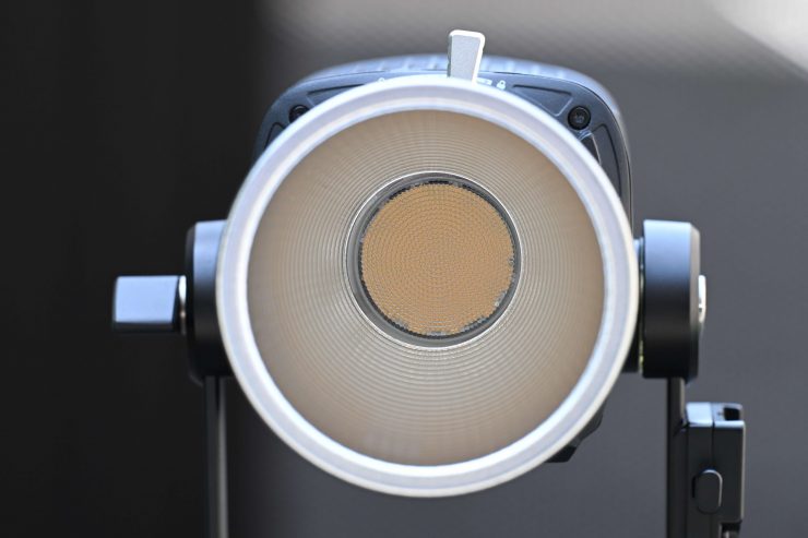 Aputure STORM 80c 19630