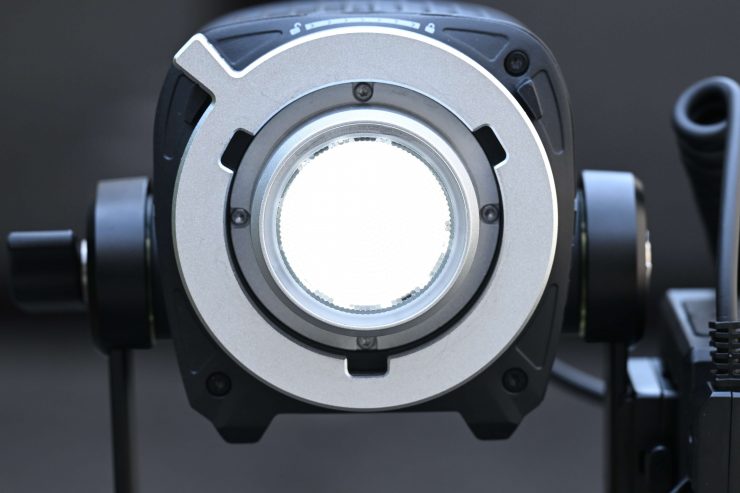 Aputure STORM 80c 19702