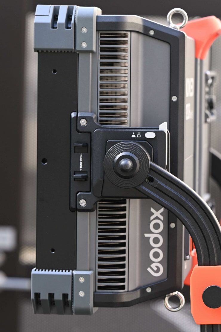 Godox KNOWLED P1200R Hard PRO 18908 1