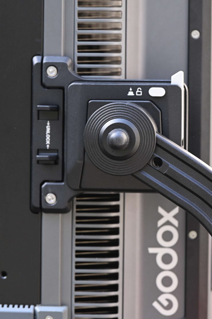 Godox KNOWLED P1200R Hard PRO 18912