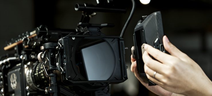 MB T17 lifestyle hood